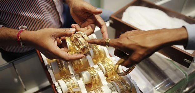 Gold Rises Towards 2-Year High, Silver Crosses $21 Level