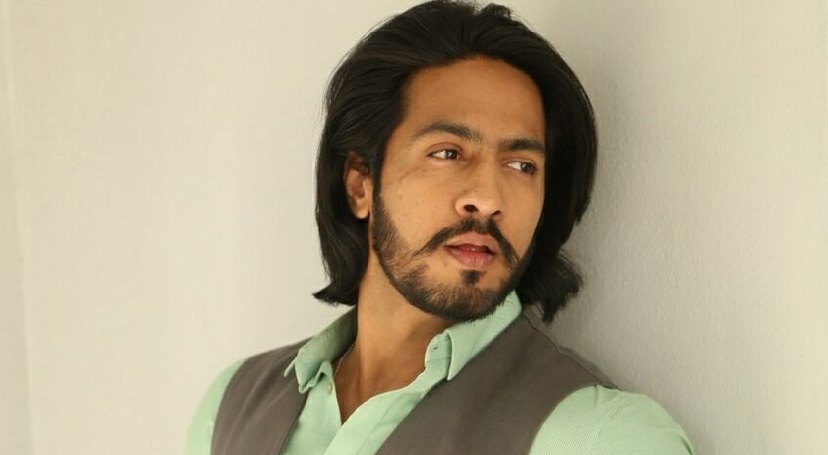 Thakur Anoop Singh Biography, Age, Family, Affairs, Movies, Images, Net  Worth and More - Mast