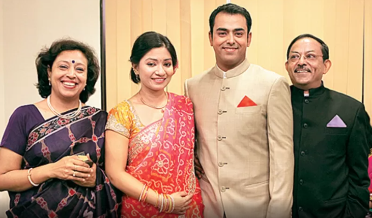 Anirban Lahiri Family