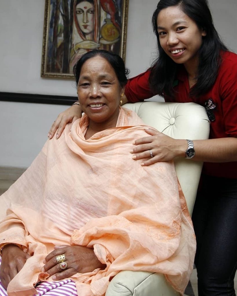 Mirabai Chanu with her Mother