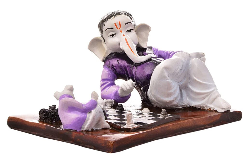 Karigaari Polyresine Purple & Black Ganesha Playing Chess Game