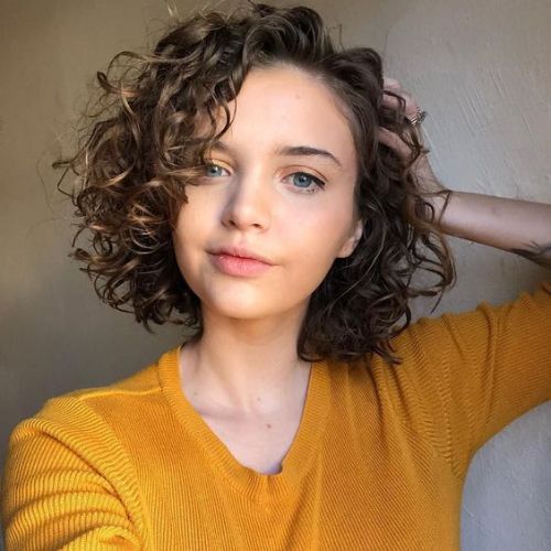 haircut styles for short curly